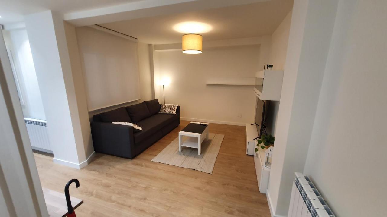 Auditorio Vicele - 2 Hab Y Sofa-Cama - Wifi - Vut-3692-As オビエド エクステリア 写真