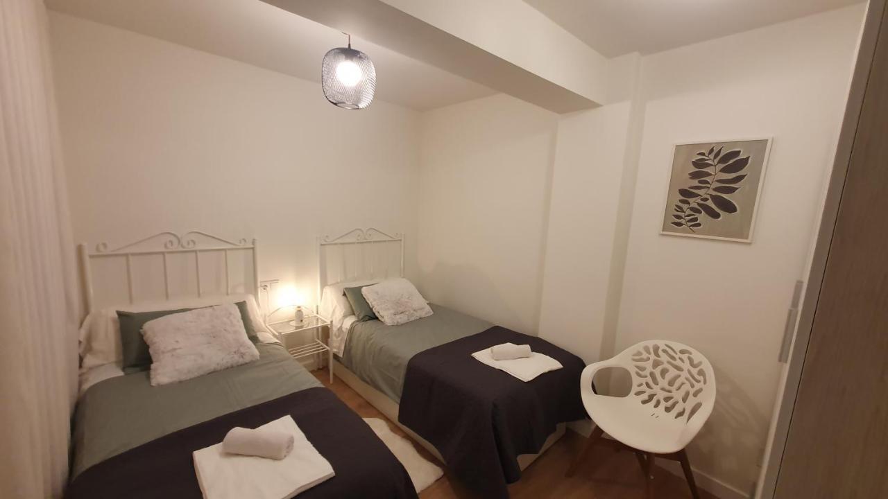 Auditorio Vicele - 2 Hab Y Sofa-Cama - Wifi - Vut-3692-As オビエド エクステリア 写真